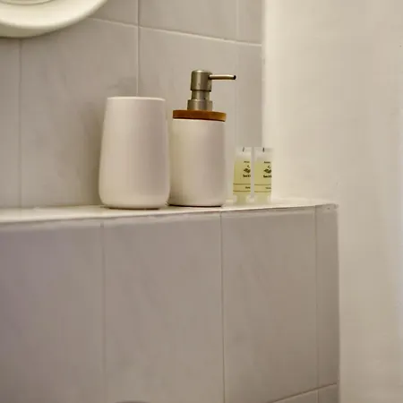 Vrissi Apollonia (Sifnos)