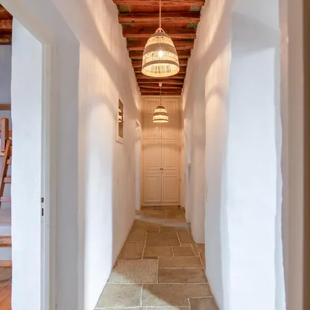 Vrissi Holiday home *