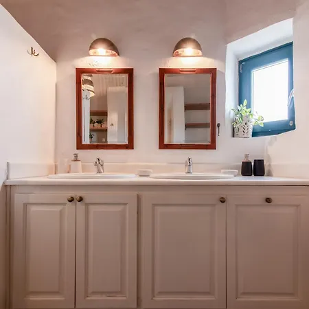 Holiday home Vrissi Apollonia (Sifnos)