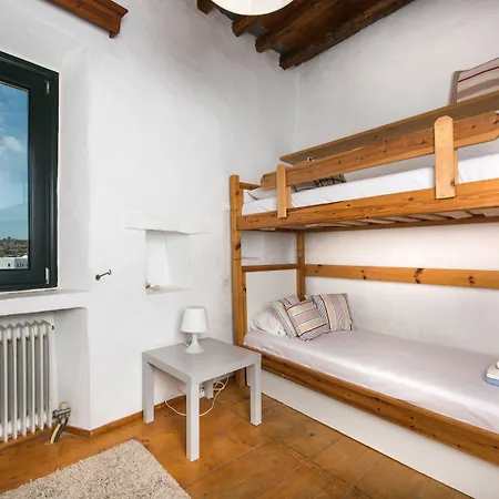 Holiday home Vrissi *