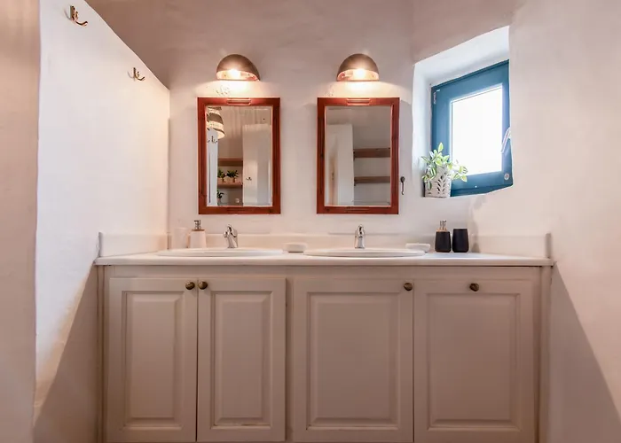 Semesterbostad Vrissi Apollonia