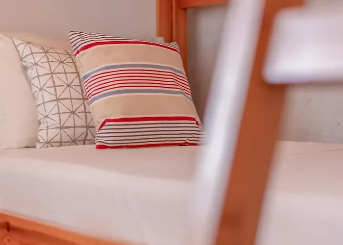 Vrissi Semesterbostad *