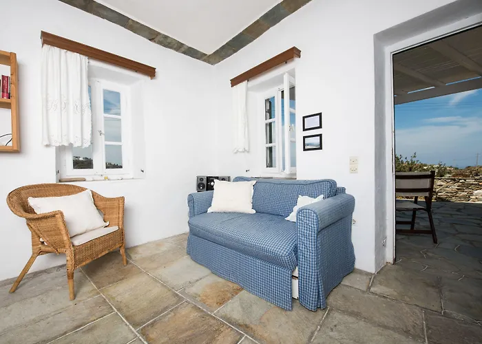 Nyaraló Vrissi Apolonía